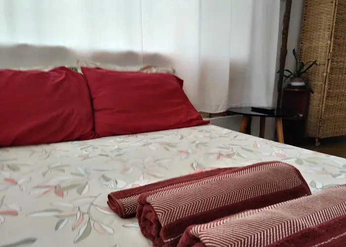 Chale Charmoso E Aconchegante, Pertinho Da Cidade.